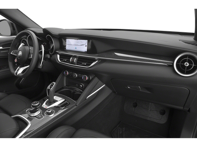 2022 Alfa Romeo Stelvio Quadrifoglio