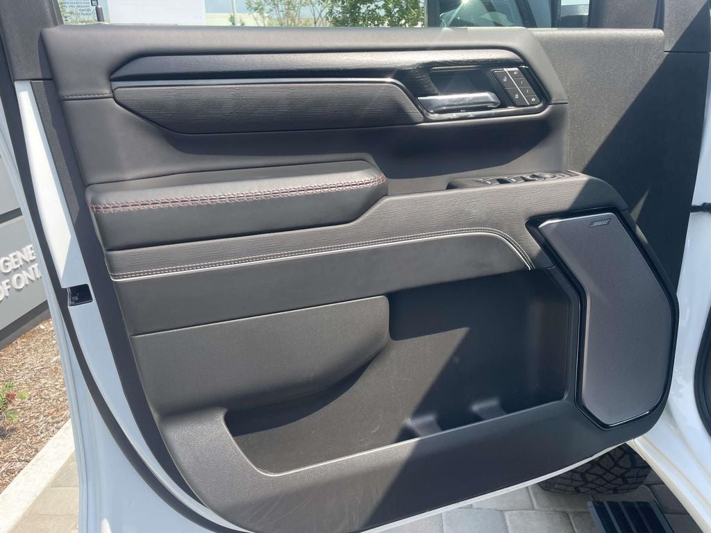 2025 GMC Sierra 2500HD AT4X