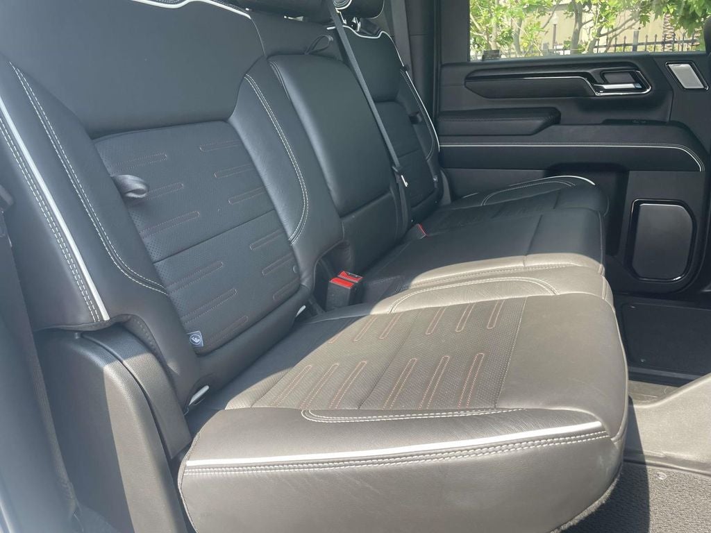 2025 GMC Sierra 2500HD AT4X