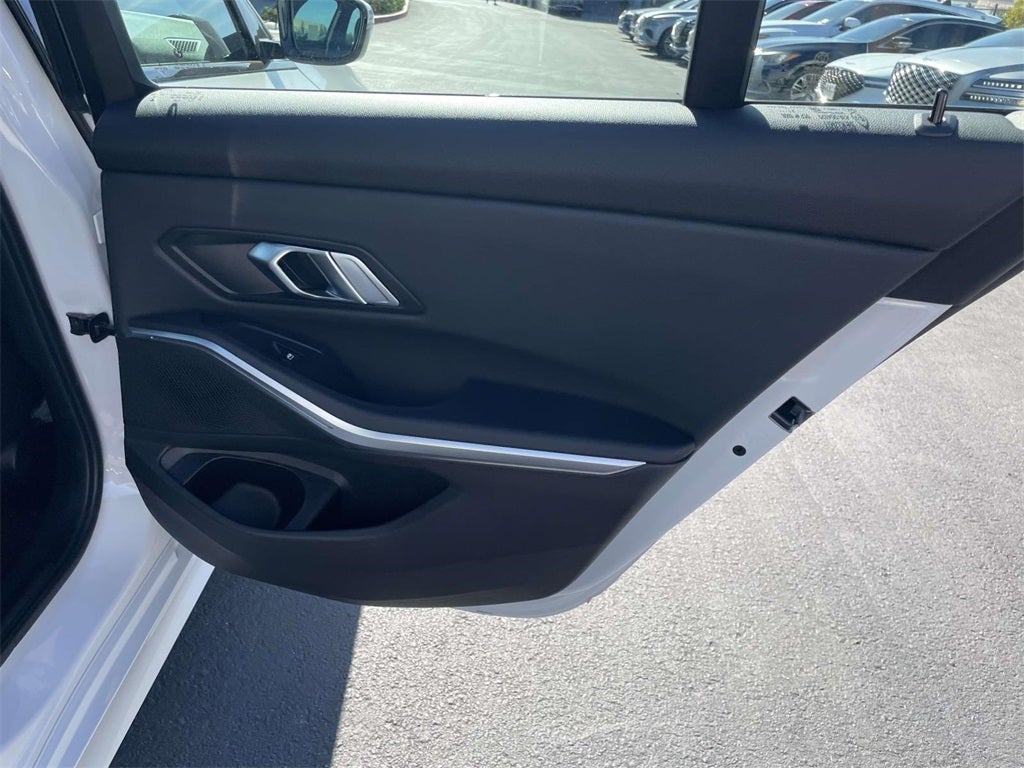 2022 BMW 3 Series 330i