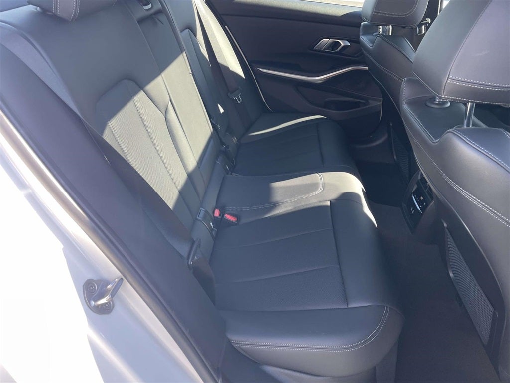 2022 BMW 3 Series 330i