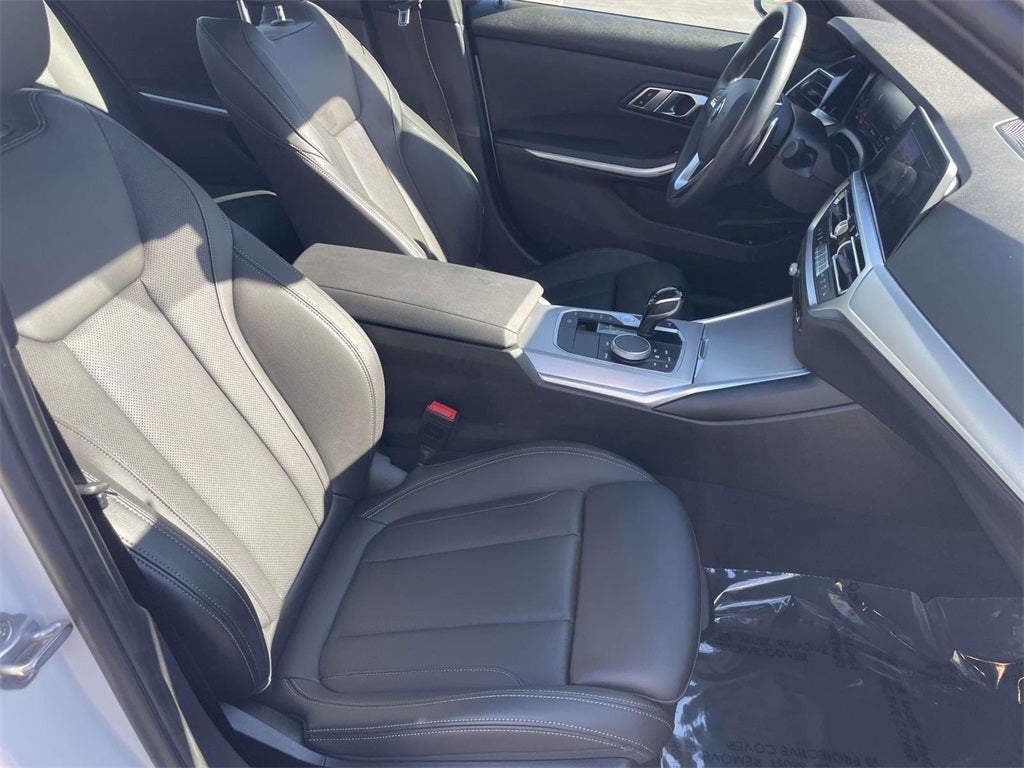 2022 BMW 3 Series 330i