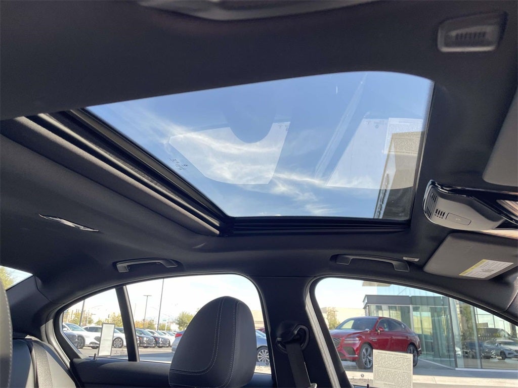 2022 BMW 3 Series 330i