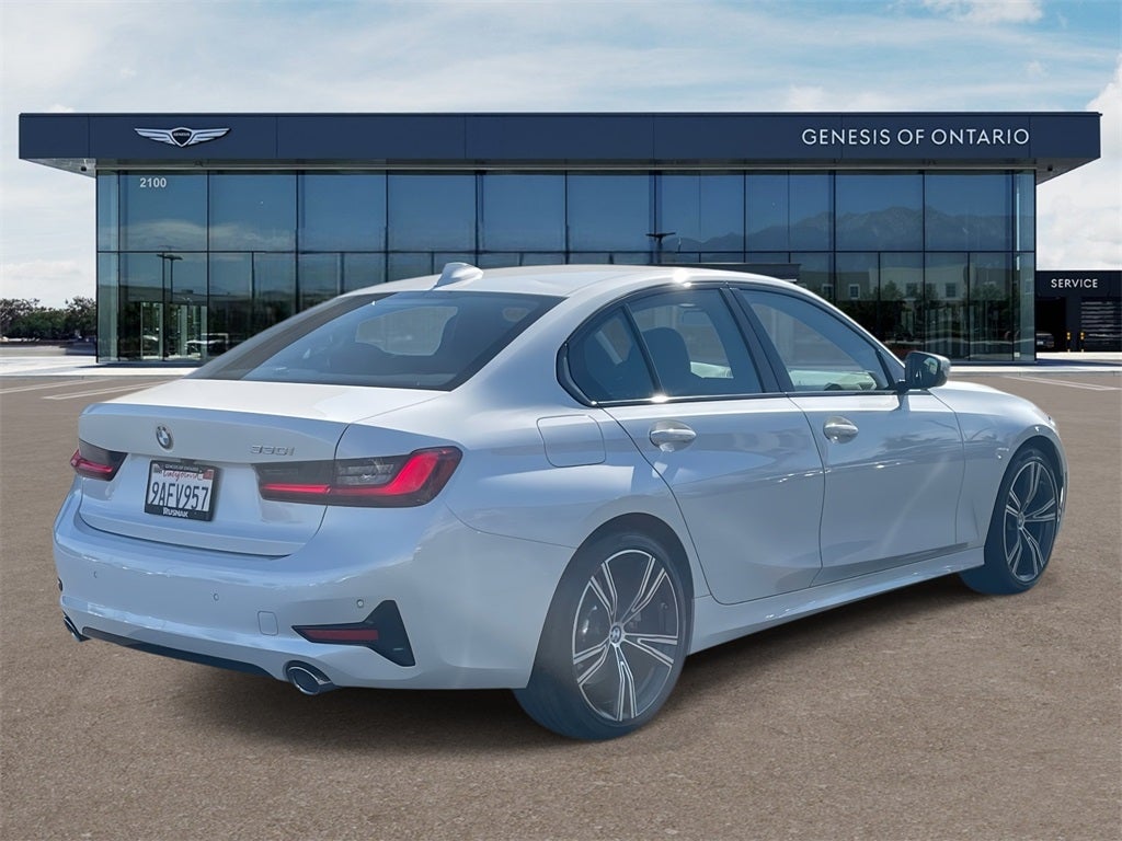 2022 BMW 3 Series 330i