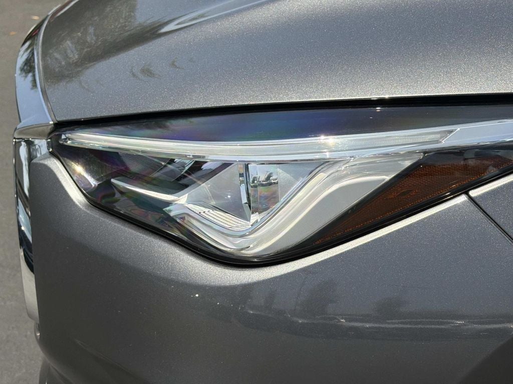 2021 INFINITI QX50 LUXE