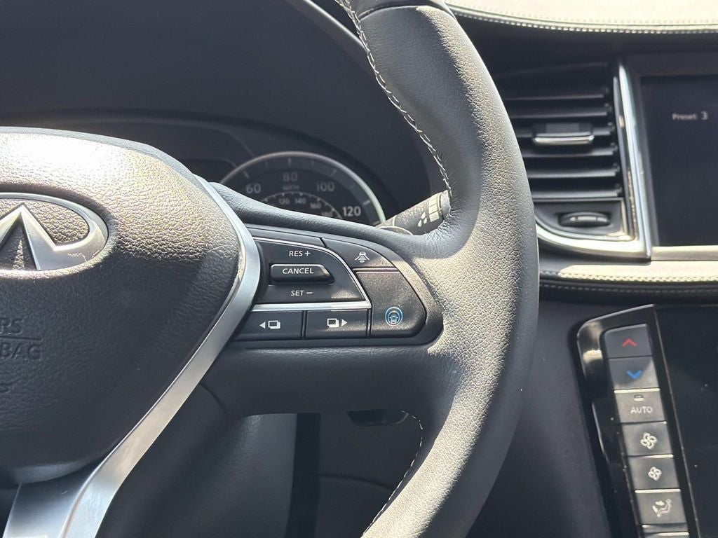 2021 INFINITI QX50 LUXE