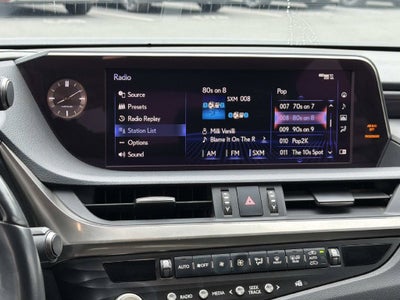 2021 Lexus ES 300h Luxury