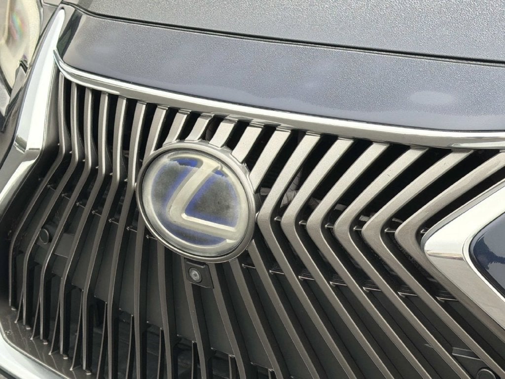 2021 Lexus ES 300h Luxury
