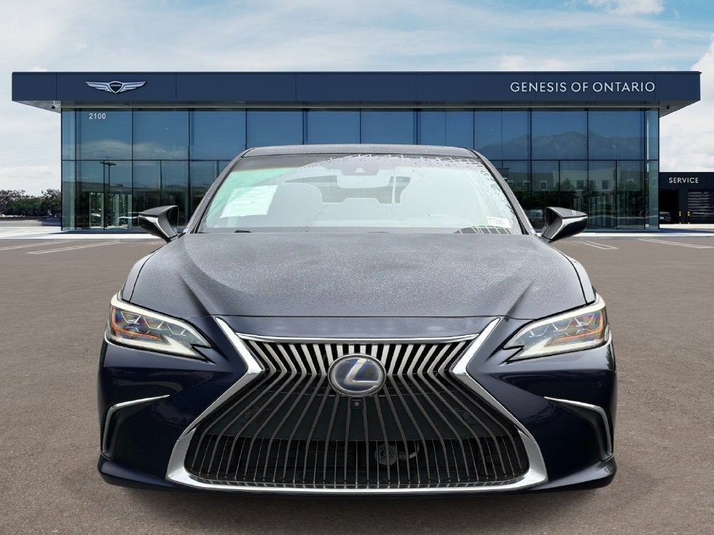 2021 Lexus ES 300h Luxury