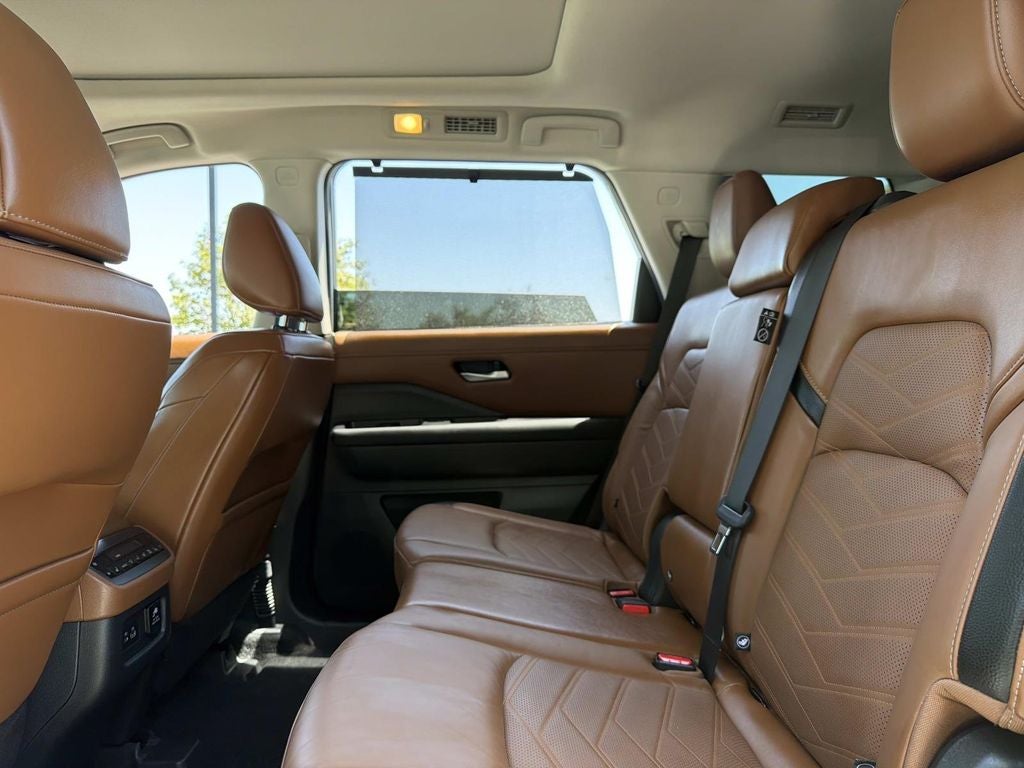2022 Nissan Pathfinder Platinum