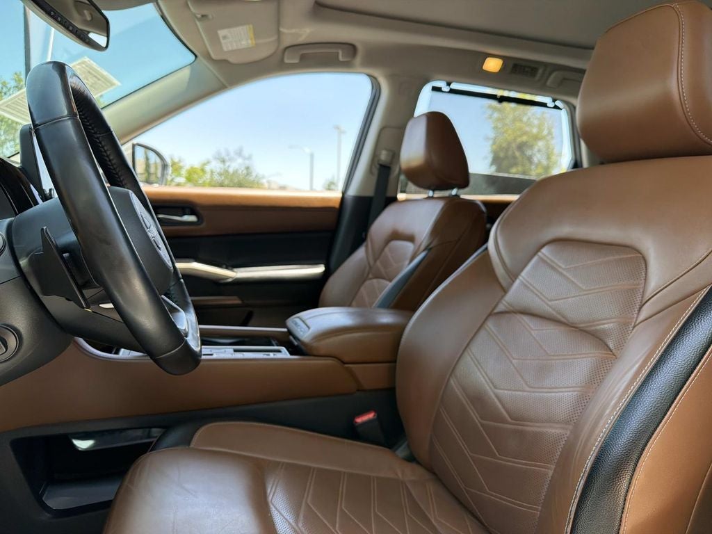 2022 Nissan Pathfinder Platinum