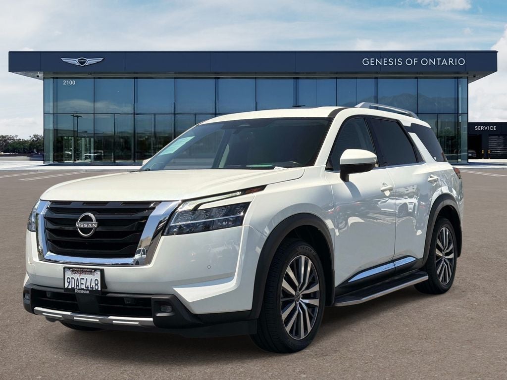 2022 Nissan Pathfinder Platinum