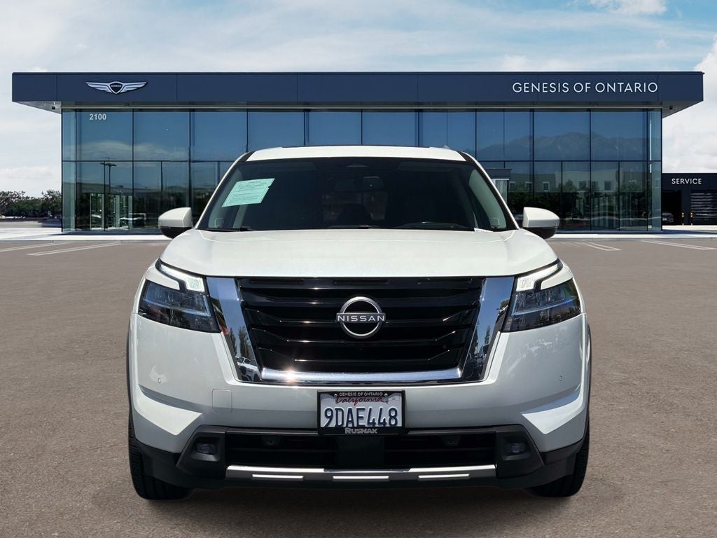 2022 Nissan Pathfinder Platinum