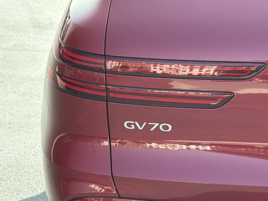 2026 Genesis GV70 2.5T