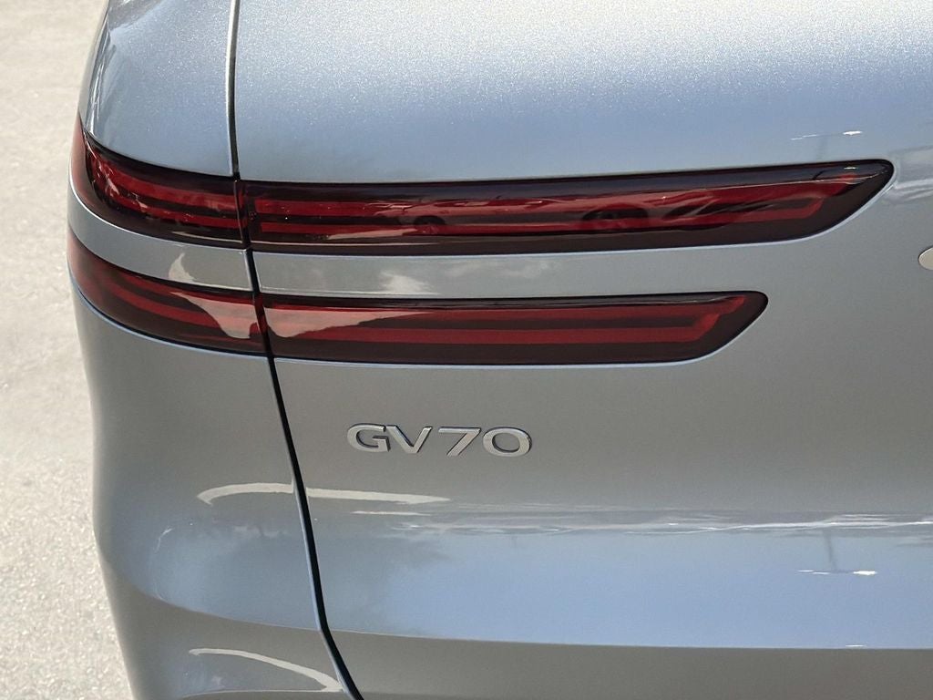 2026 Genesis GV70 2.5T Select