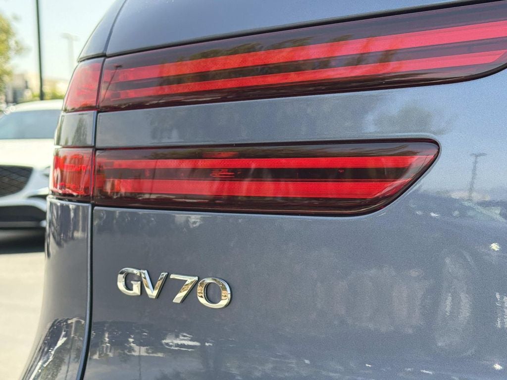 2026 Genesis GV70 2.5T Select