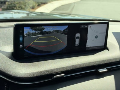 2024 Genesis GV70 2.5T Select