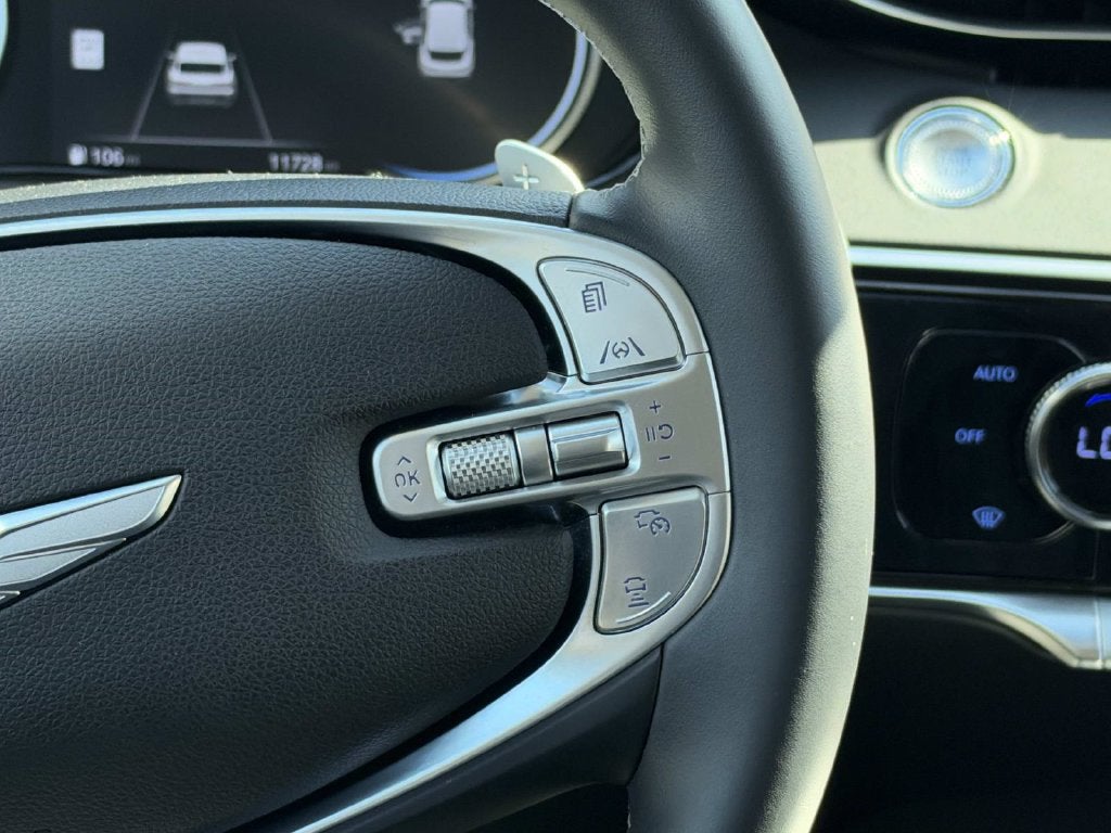2024 Genesis GV70 2.5T Select