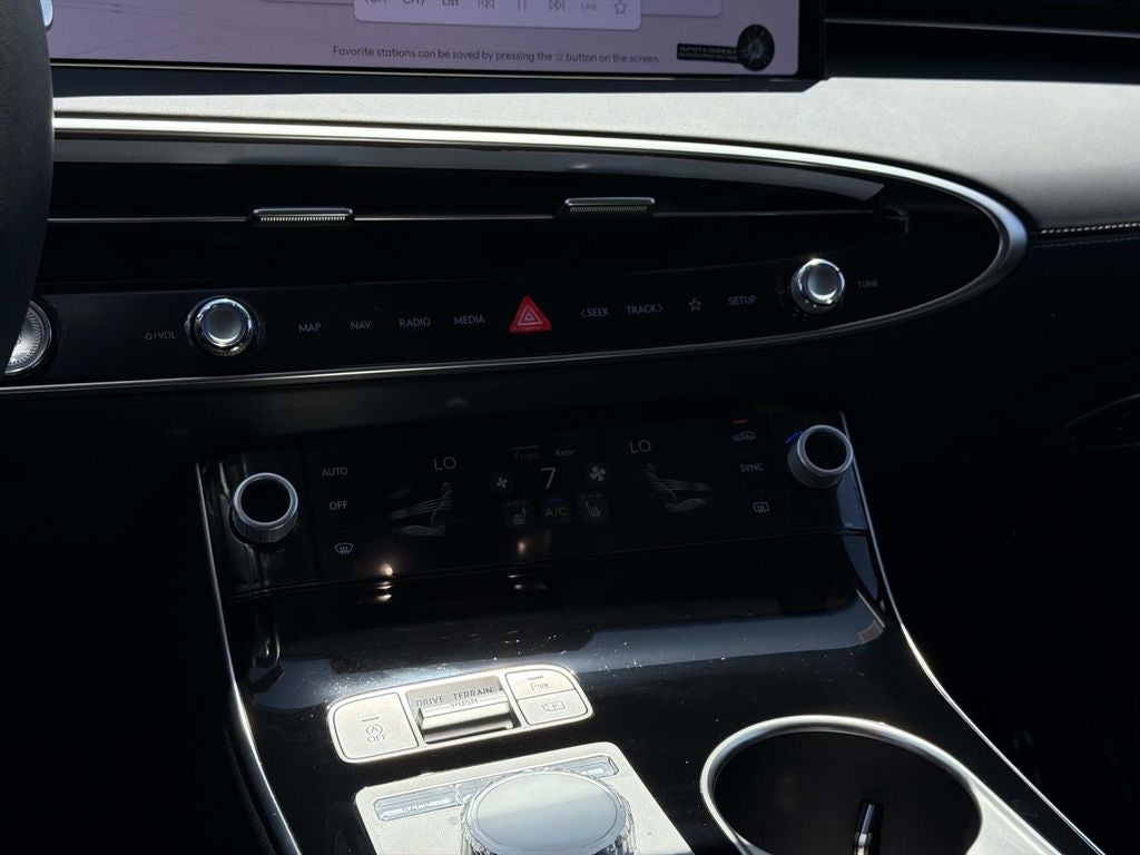 2026 Genesis GV70 2.5T