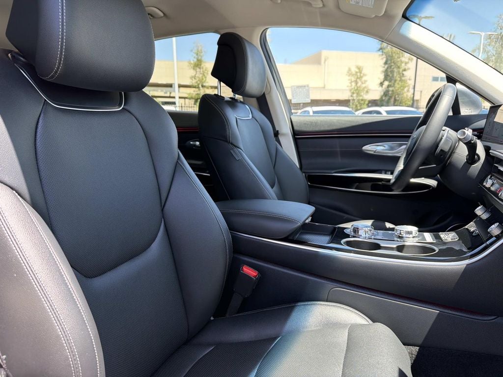 2026 Genesis GV70 2.5T