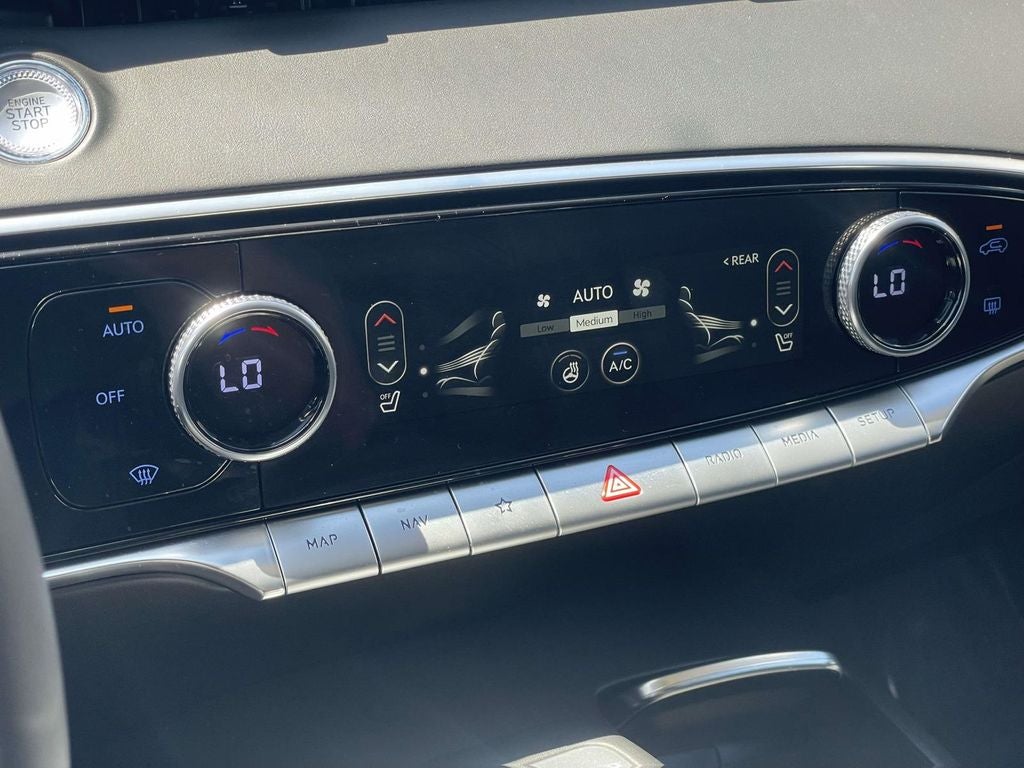 2024 Genesis GV70 2.5T Select