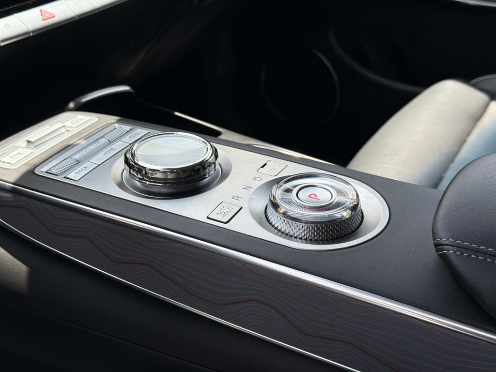 2024 Genesis GV70 2.5T Advanced
