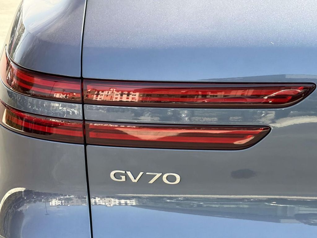 2026 Genesis GV70 2.5T