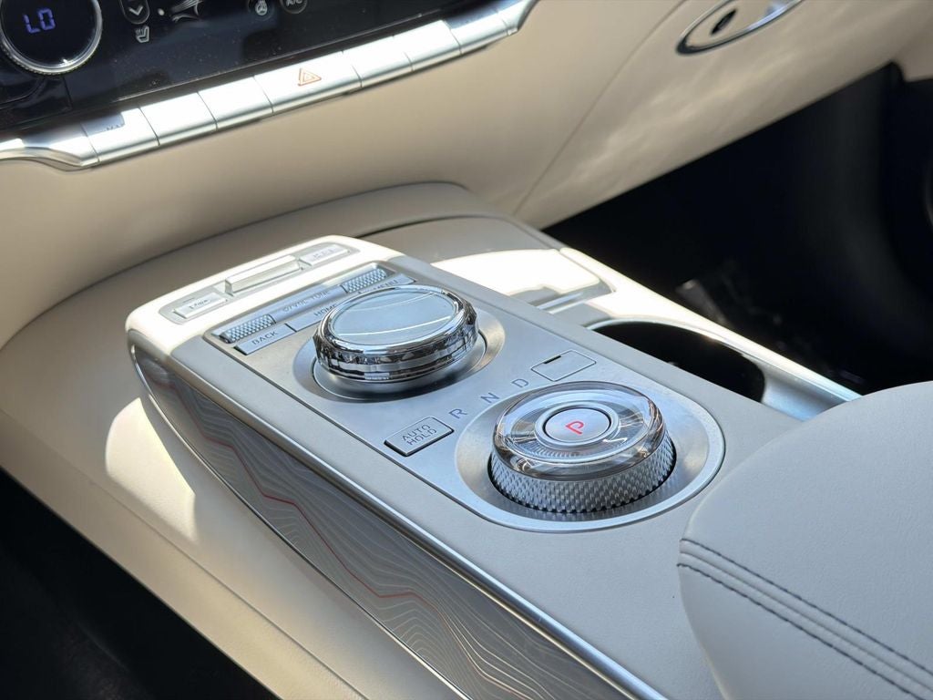 2024 Genesis GV70 2.5T Advanced