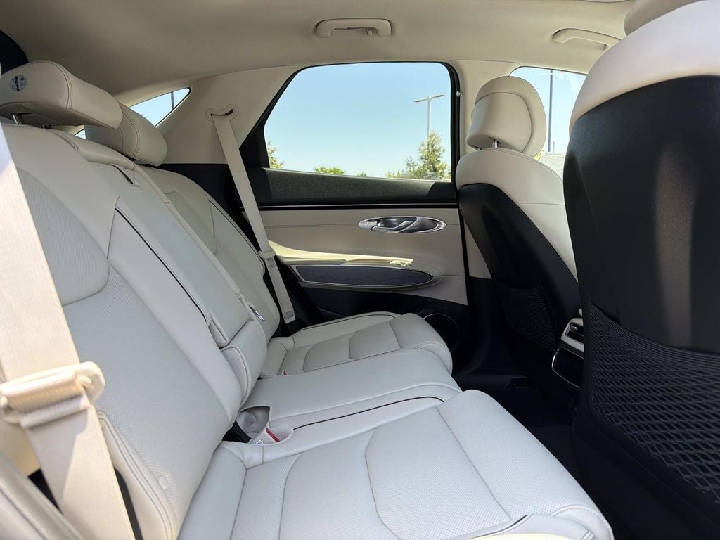 2024 Genesis GV70 2.5T Advanced