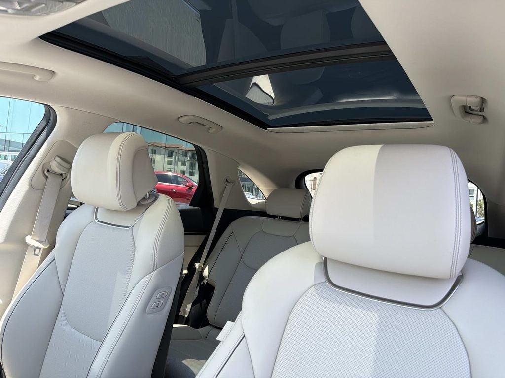 2024 Genesis GV70 2.5T Advanced