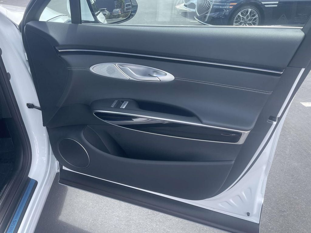 2026 Genesis GV70 2.5T