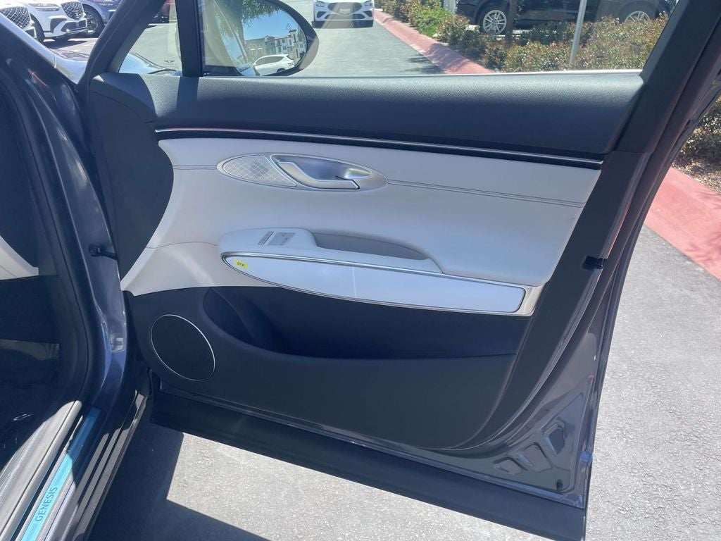 2026 Genesis GV70 2.5T Select