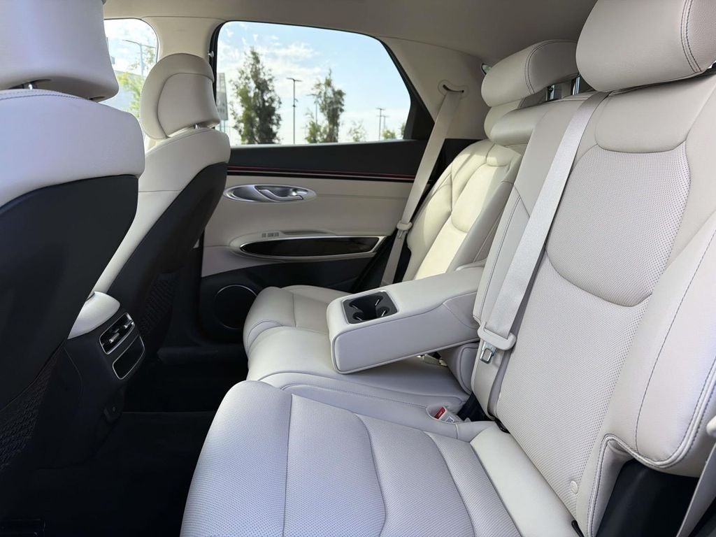 2026 Genesis GV70 2.5T