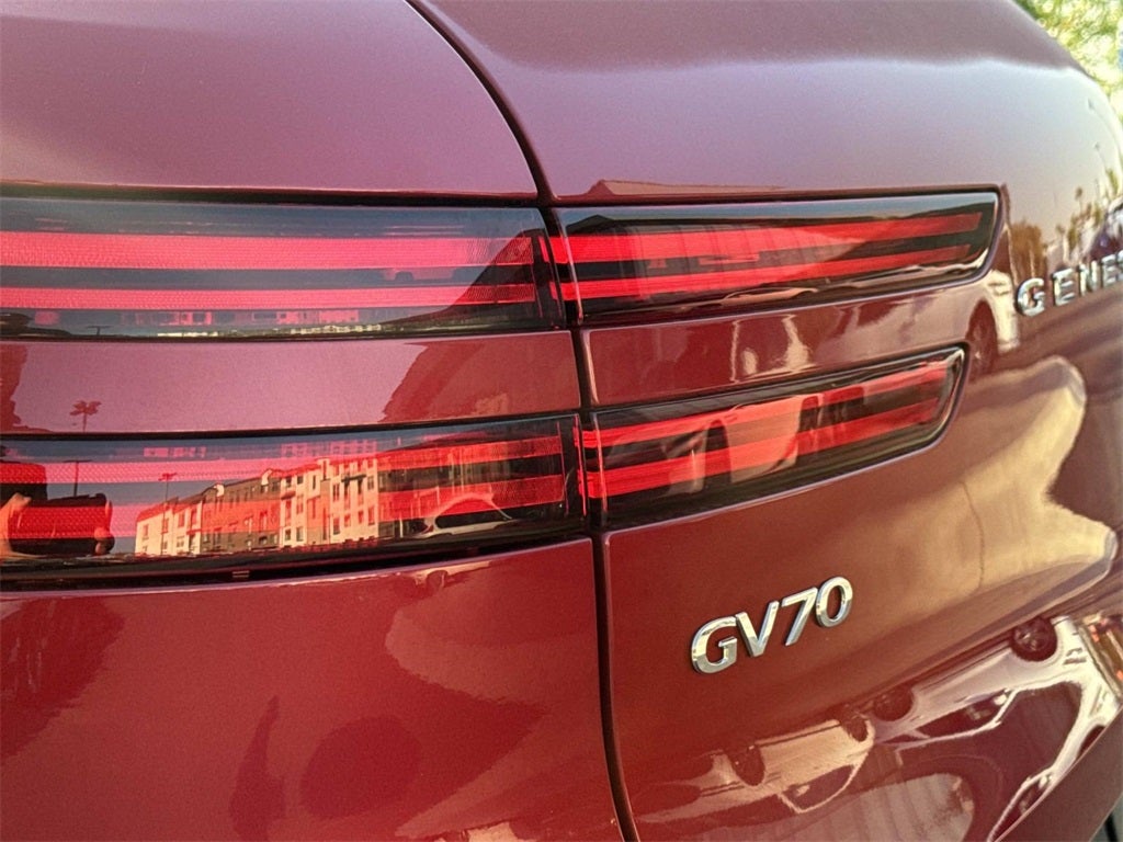 2026 Genesis GV70 2.5T ADVANCED