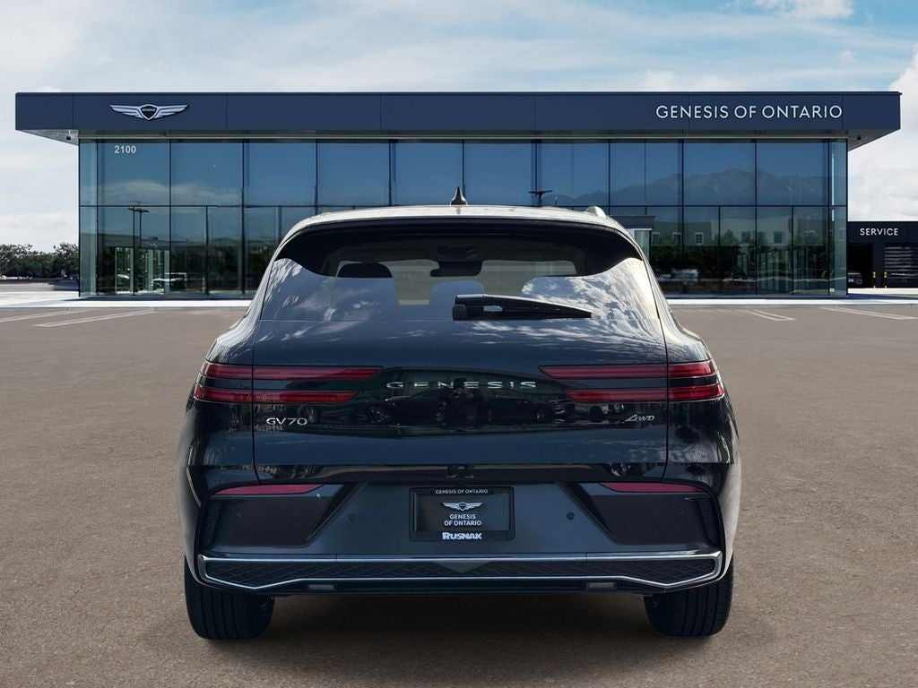 2026 Genesis GV70 2.5T ADVANCED