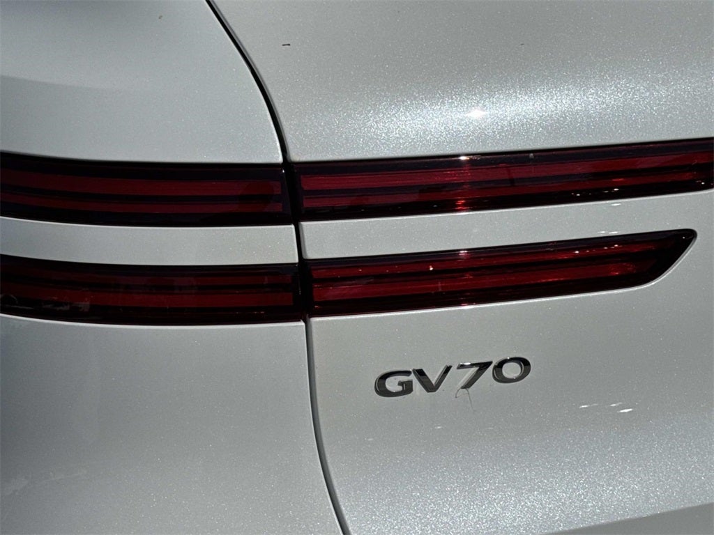 2026 Genesis Electrified GV70 STANDARD