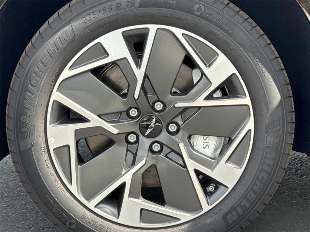 2026 Genesis Electrified GV70 STANDARD