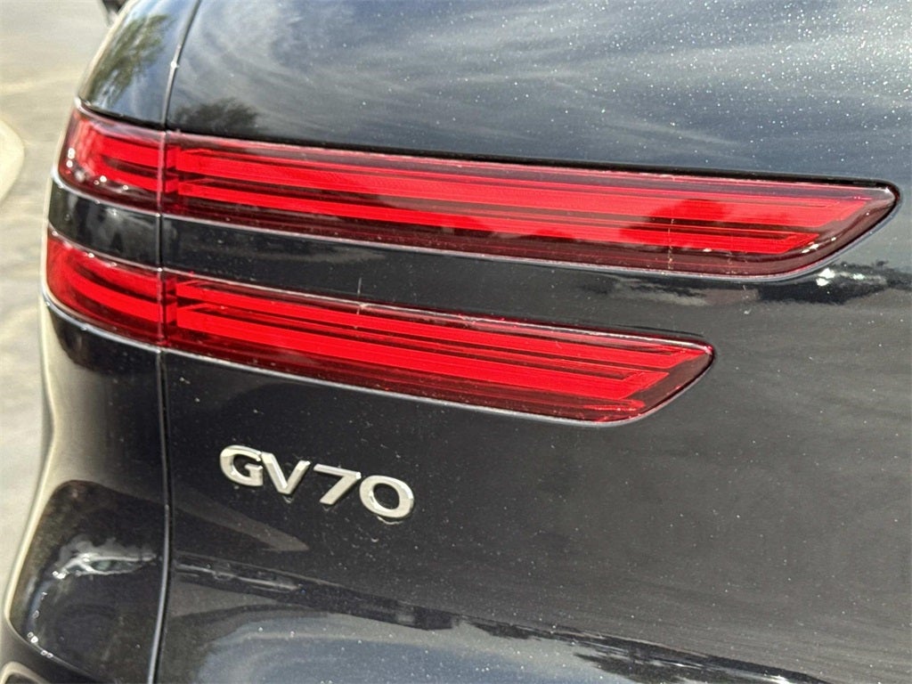 2026 Genesis Electrified GV70 STANDARD