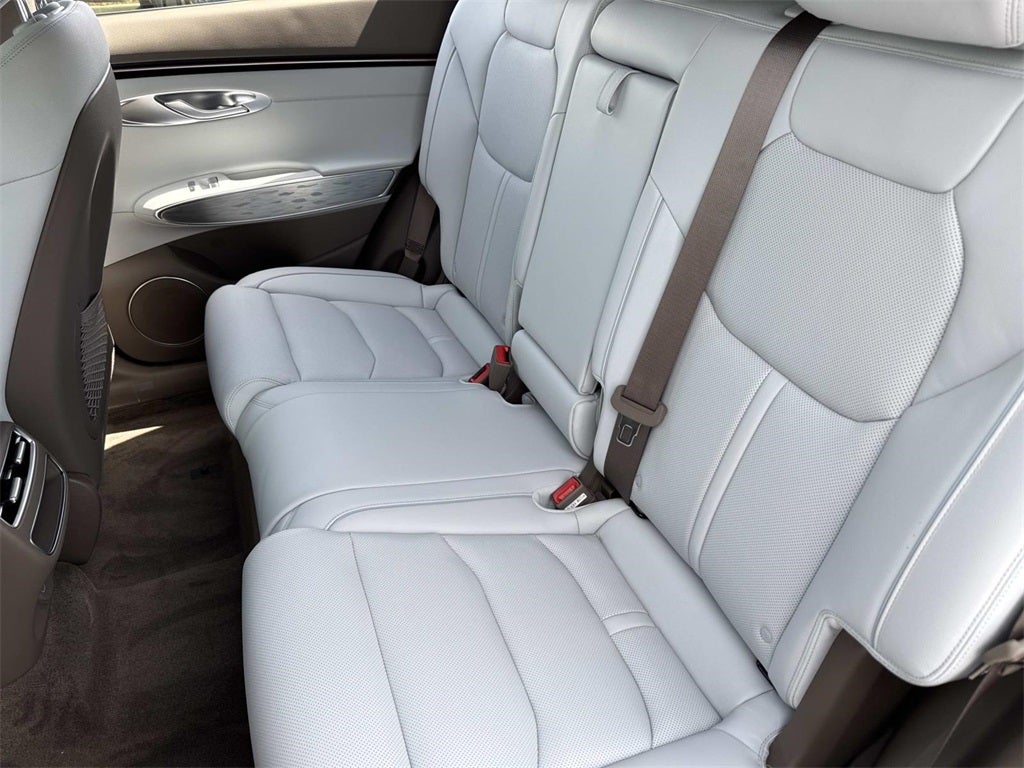 2026 Genesis Electrified GV70 STANDARD