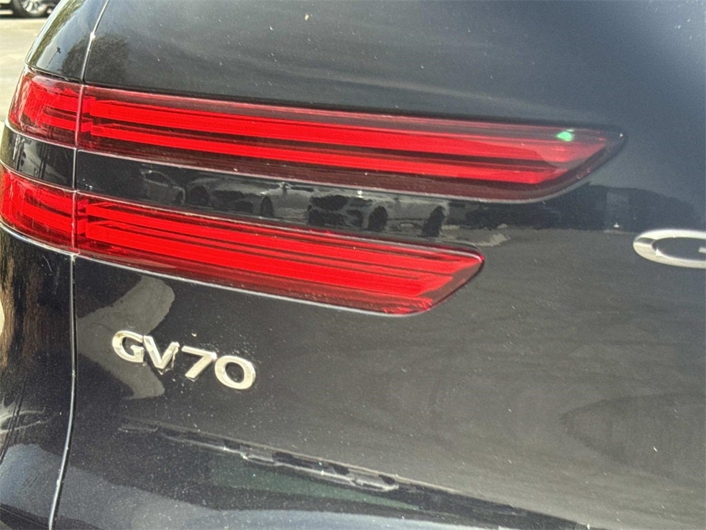 2026 Genesis Electrified GV70 STANDARD