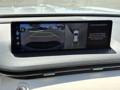 2023 Genesis Electrified GV70 Advanced