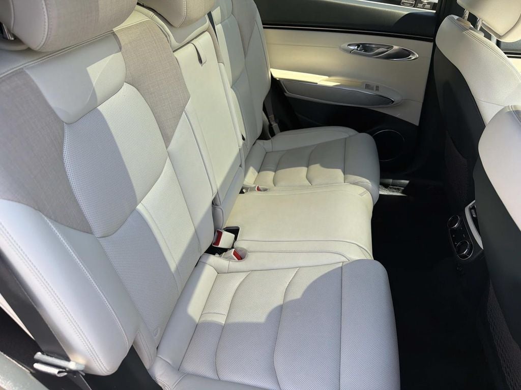 2023 Genesis Electrified GV70 Advanced