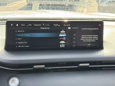 2023 Genesis Electrified GV70 Advanced