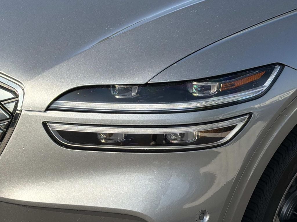 2023 Genesis Electrified GV70 Advanced