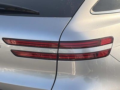 2023 Genesis Electrified GV70 Advanced