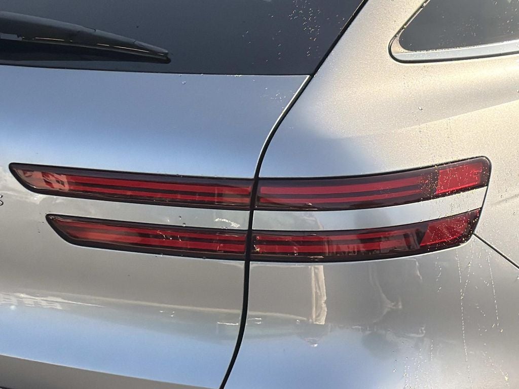 2023 Genesis Electrified GV70 Advanced