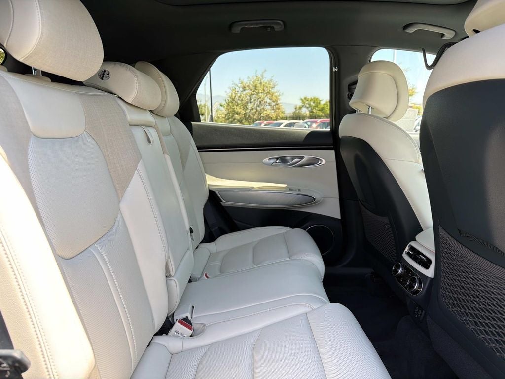 2023 Genesis Electrified GV70 Advanced