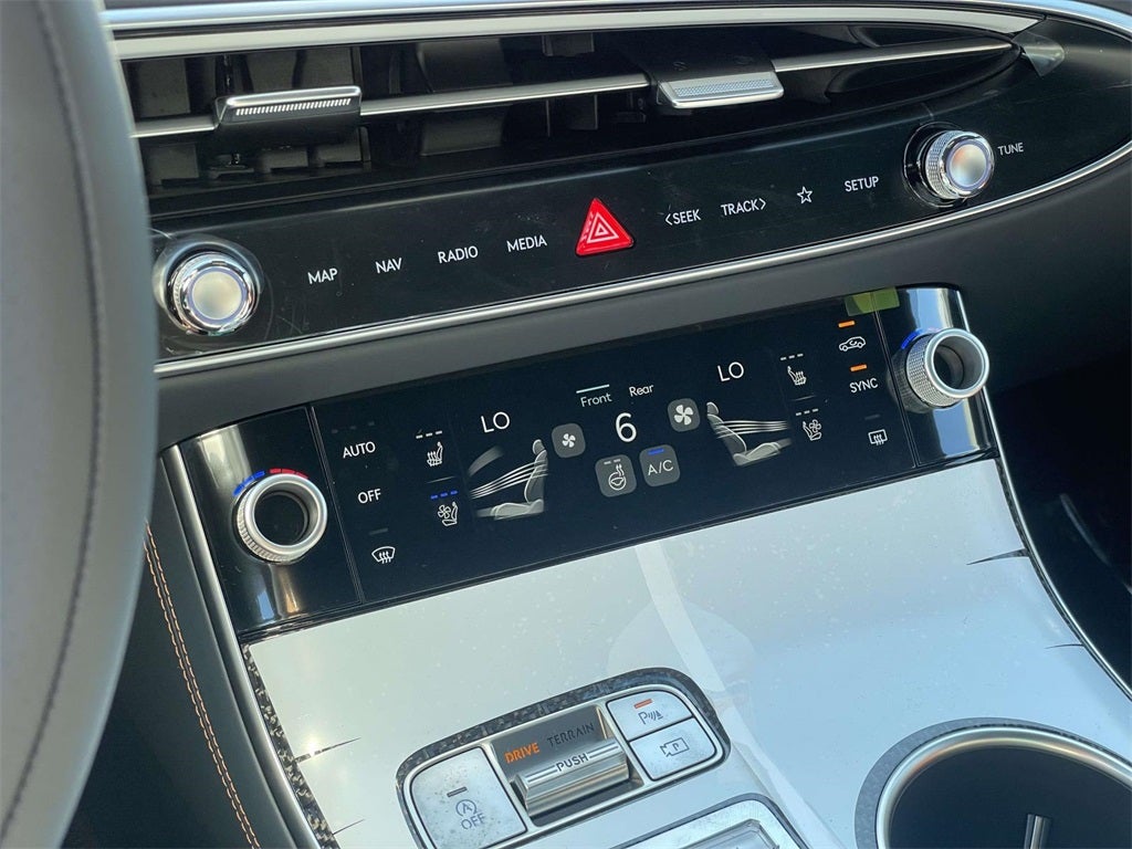 2026 Genesis GV70 3.5T SPORT PRESTIGE