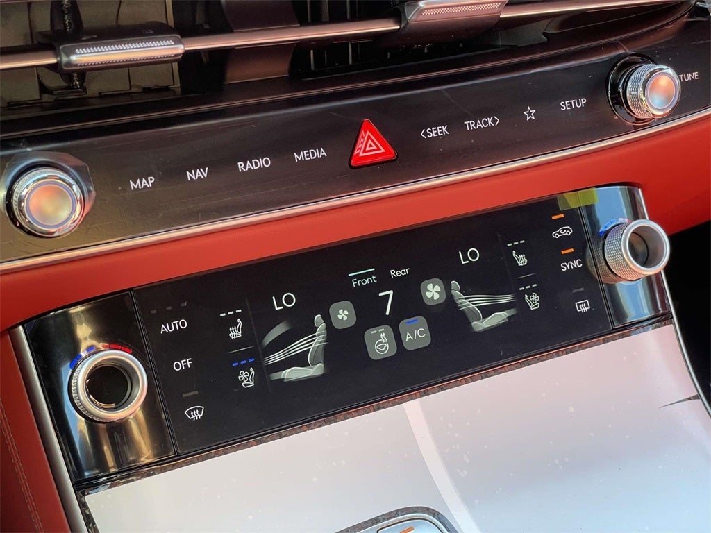 2026 Genesis GV70 3.5T SPORT PRESTIGE