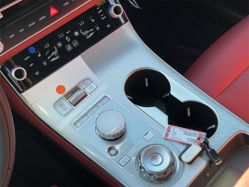 2026 Genesis GV70 2.5T SPORT PRESTIGE